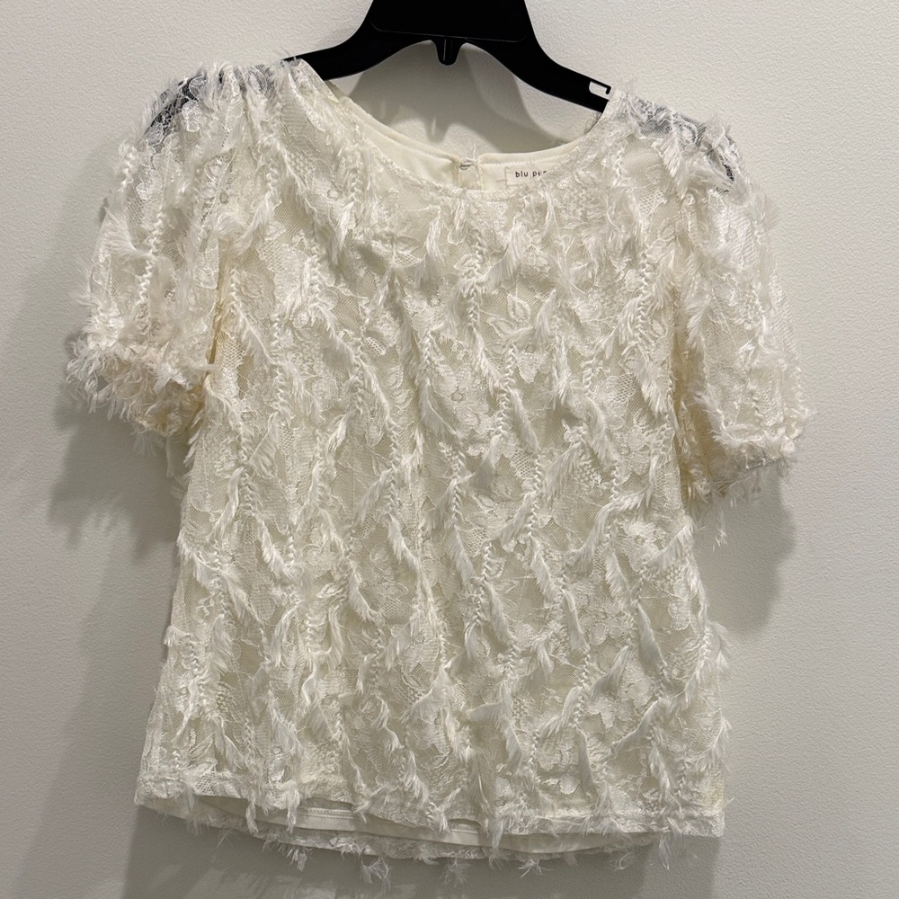 Blu Pepper Elegant Cream Textured Women's Top